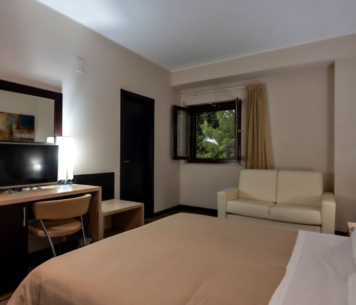 Castagneto Hotel Melfi Camera Classic 2 Castagneto Hotel Melfi Camera Classic 2